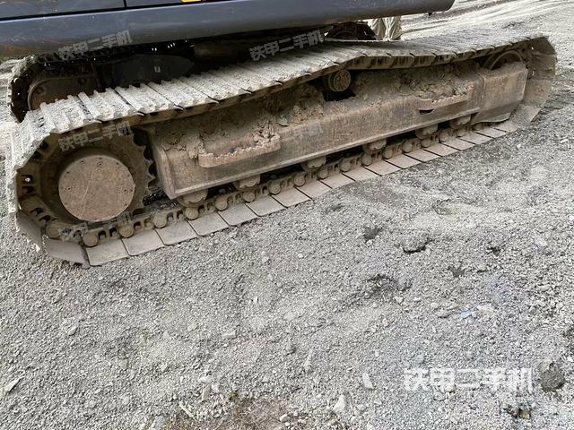 右側(cè)履帶整體（行走機(jī)構(gòu)）