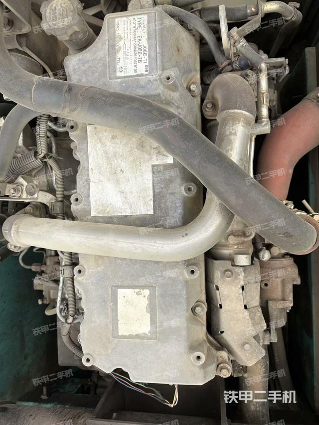 發(fā)動機整體俯視（整機外觀）