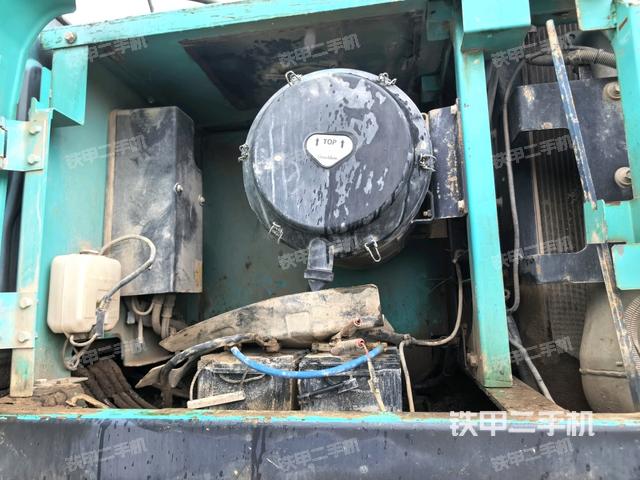 液壓泵斜45?左（大件艙室）