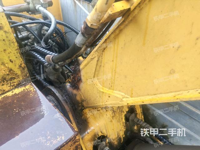 大臂整体 右侧（工作和回转装置）