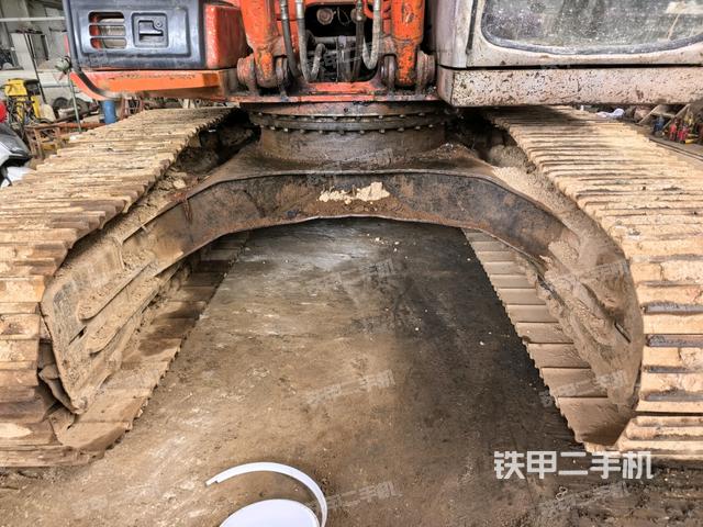 大臂根部?斜視（工作和回轉(zhuǎn)裝置）