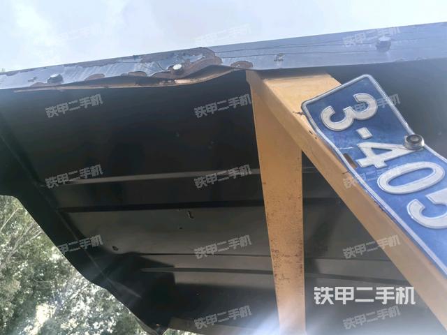 驾驶室外顶全景（压路机驾驶室）