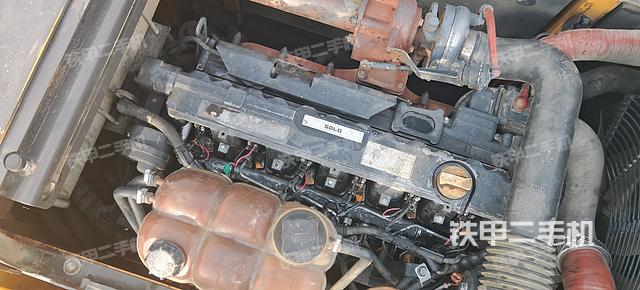 发动机整体俯视（整机外观）