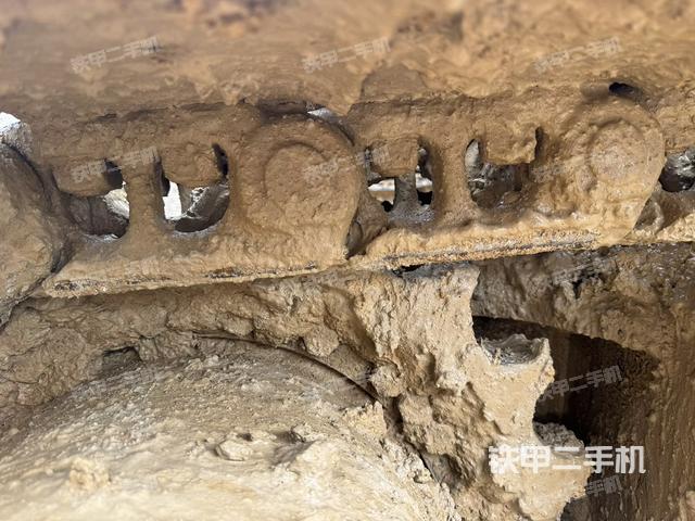 单侧履带整体（整机外观）