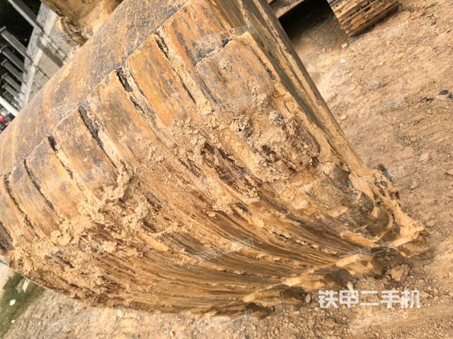 大臂根部?斜視（工作和回轉(zhuǎn)裝置）