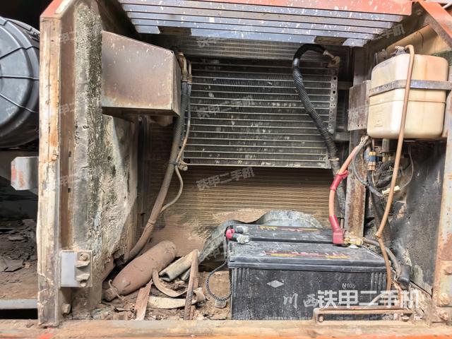 散熱器正面（大件艙室）