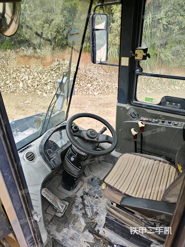 驾驶室工作台（整机外观及大件）