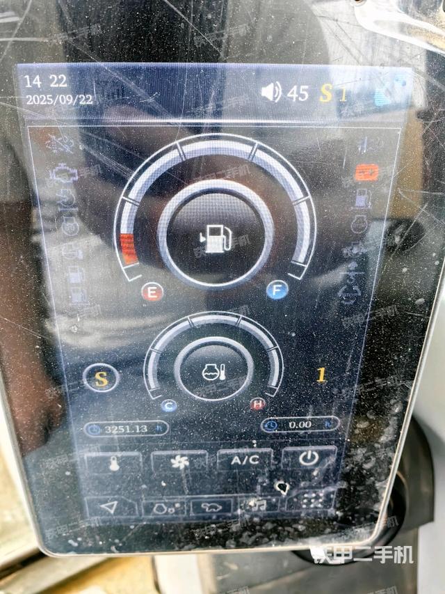 小時(shí)表（駕駛室部分）