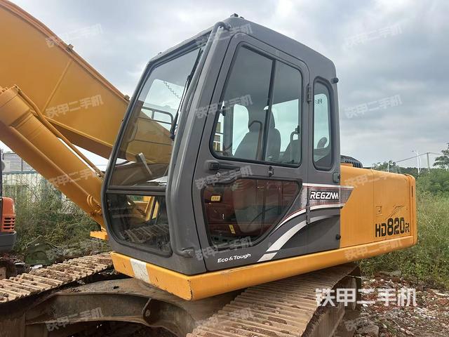 驾驶室顶部（整机外观）