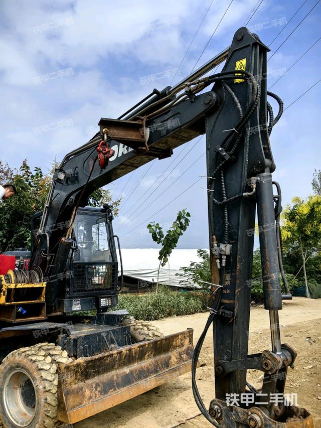 大臂整体 右侧（工作和回转装置）