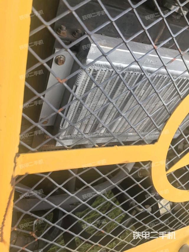 风扇及皮带（压路机发动机舱）