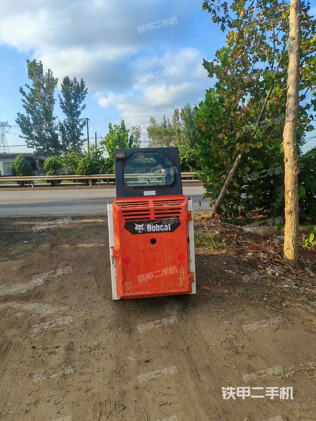 整機(jī)右后45°（設(shè)備外觀及核心部件）