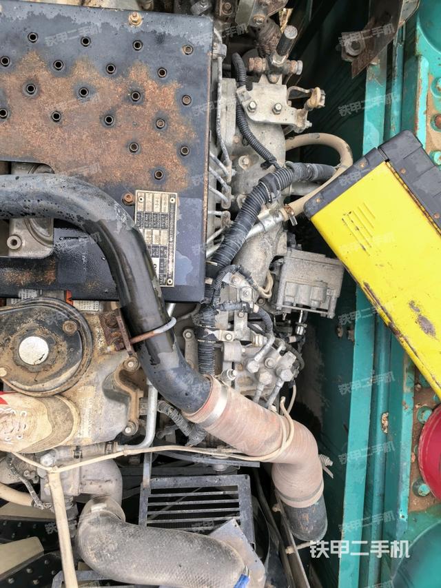 氣門室蓋螺絲特寫（上車部件）