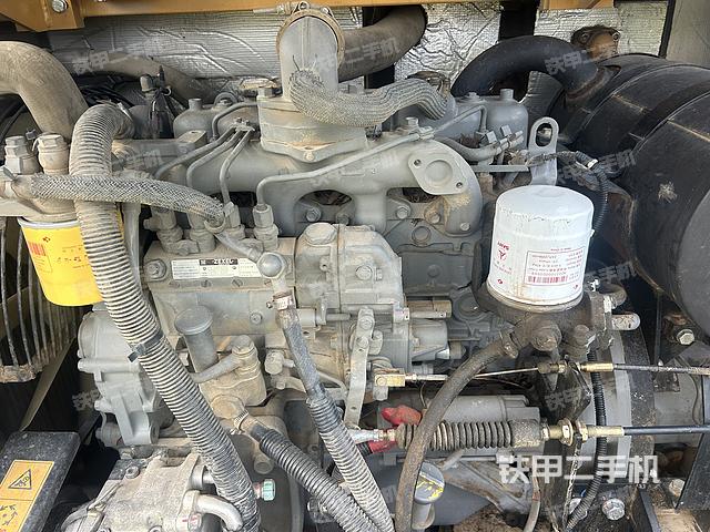 發(fā)動機整體俯視（整機外觀）