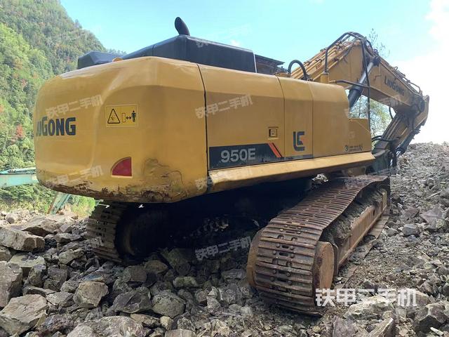 整機(jī)右后45°（整機(jī)外觀）