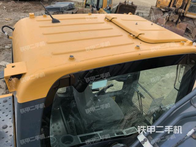 驾驶室顶部俯视（上车部件）