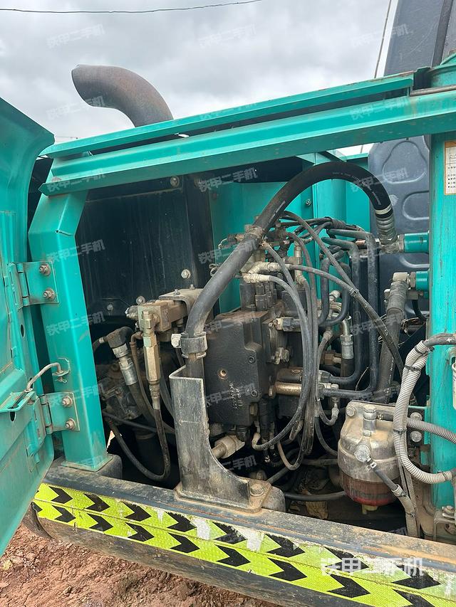 单侧履带整体（整机外观）