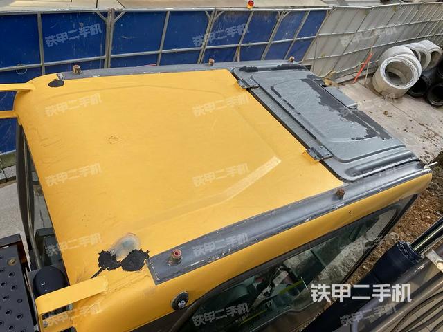 駕駛室頂部俯視（上車部件）