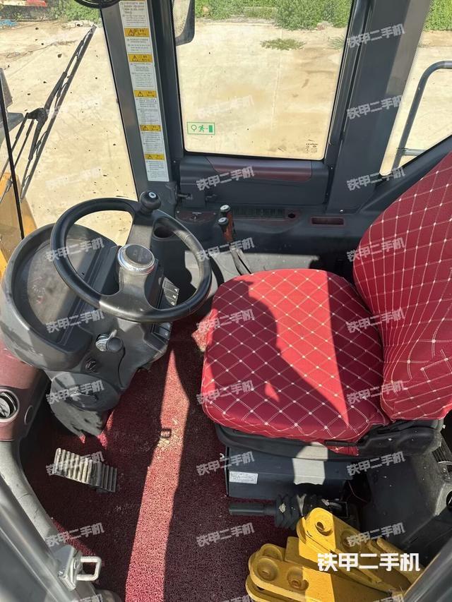 驾驶室工作台（整机外观及大件）