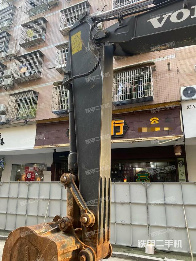 小臂整體左后（工作和回轉(zhuǎn)裝置）