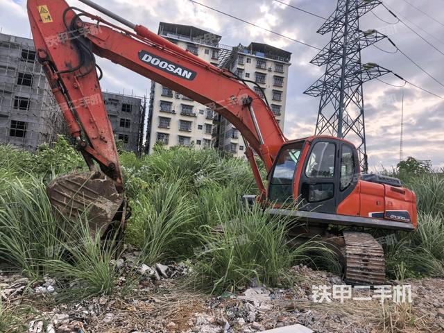 左后45（整機外觀）