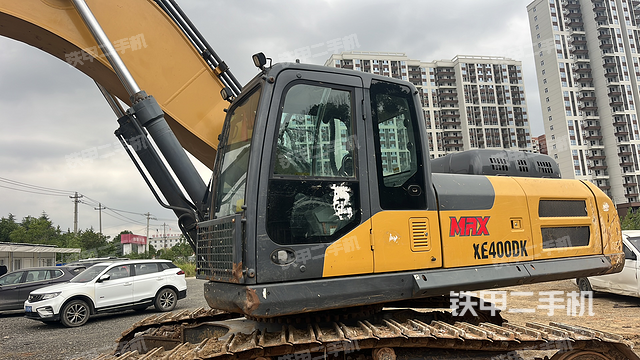 驾驶室整体（整机外观）