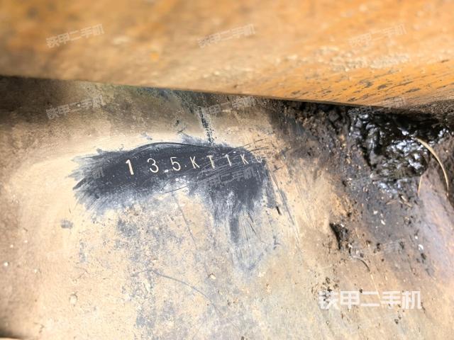 大臂根部 斜视（工作和回转装置）