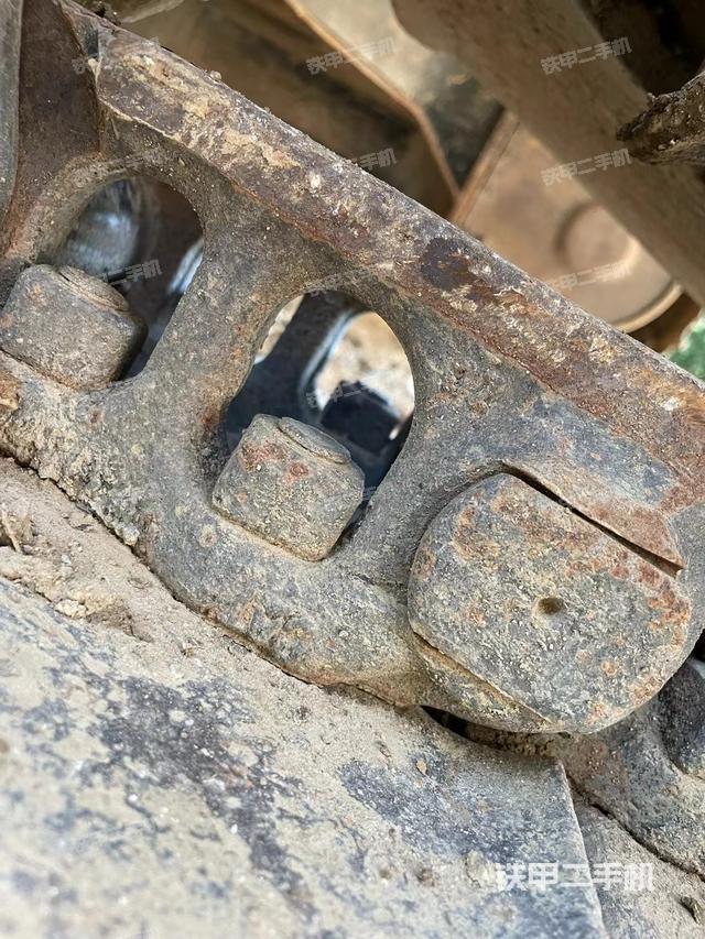 单侧履带整体（整机外观）