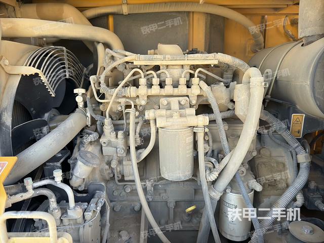 发动机整体俯视（整机外观）