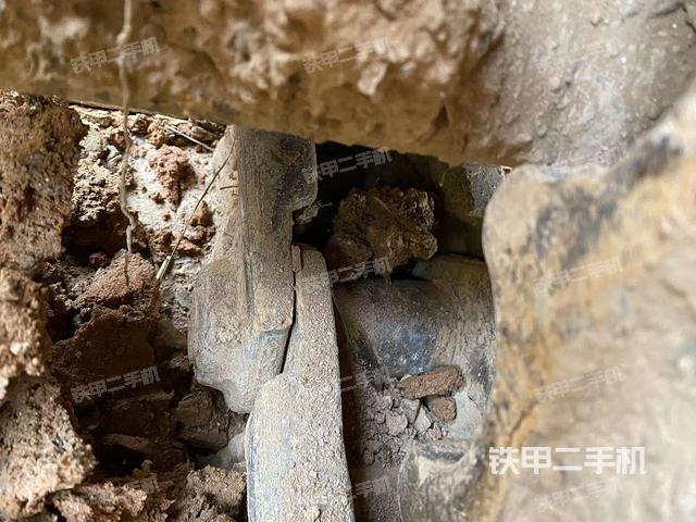 右導(dǎo)向輪（行走機構(gòu)）