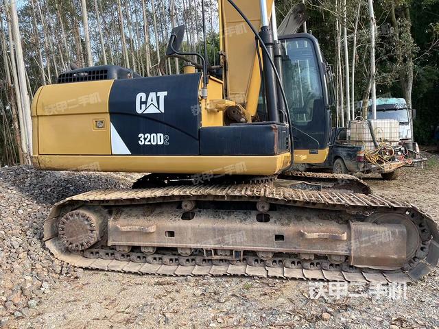 驾驶室顶部（整机外观）