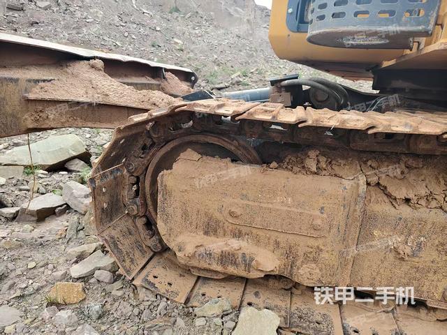 单侧履带整体（整机外观）