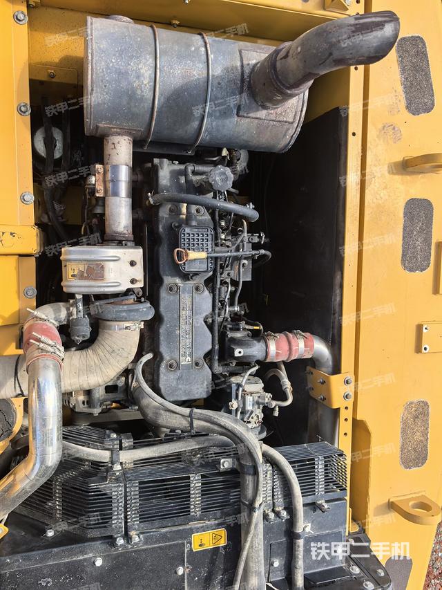 發(fā)動(dòng)機(jī)整體俯視（整機(jī)外觀）