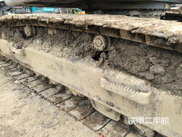 左侧行走马达盖板（行走机构）