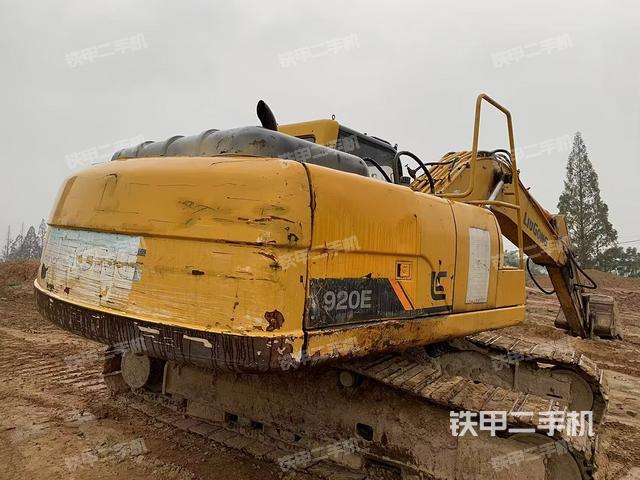 整机右后45°（整机外观）