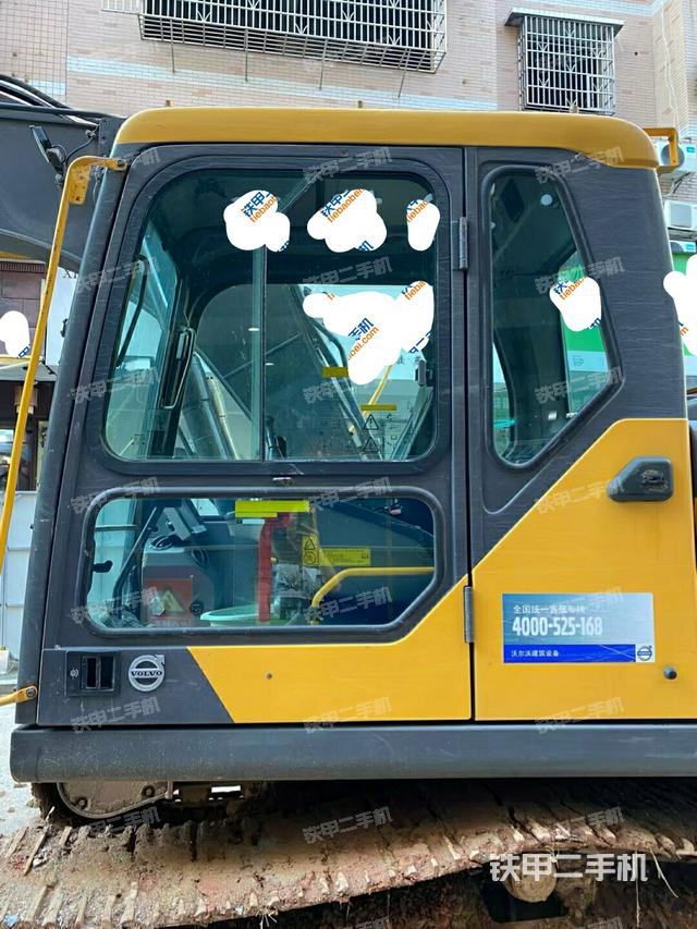 駕駛室正側(cè)（駕駛室部分）