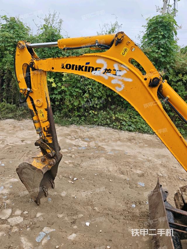 大臂整體?右側(cè)（工作和回轉(zhuǎn)裝置）