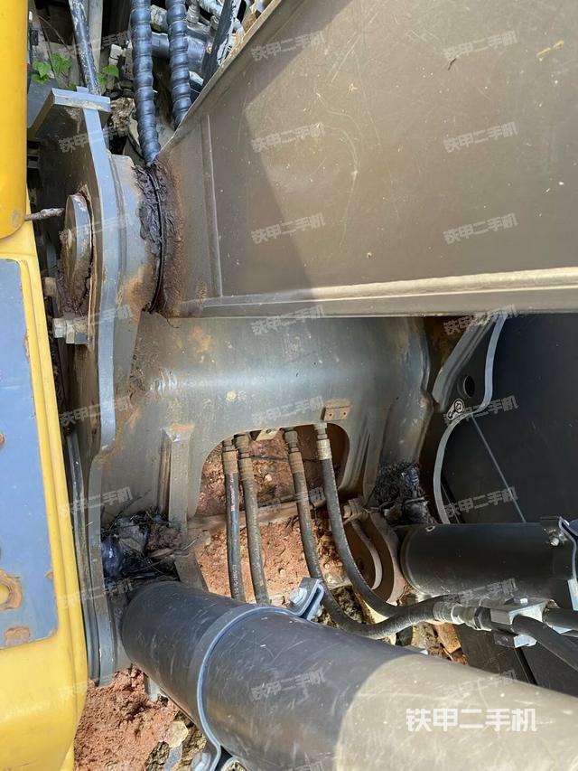 大臂根部?斜視（工作和回轉(zhuǎn)裝置）