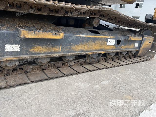 单侧履带整体（整机外观）