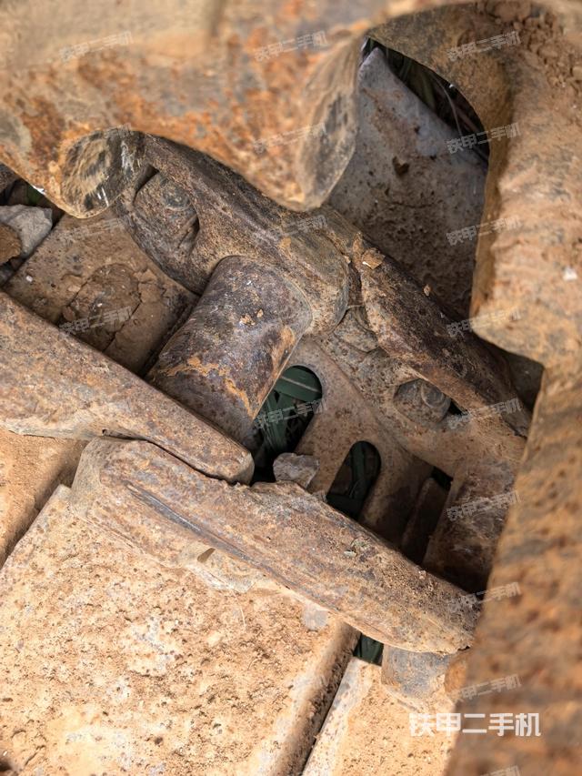 左側(cè)行走馬達蓋板（行走機構(gòu)）