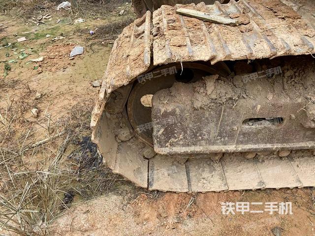 左側(cè)行走馬達(dá)蓋板（行走機構(gòu)）