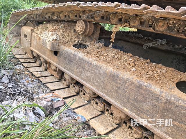 右側(cè)行走馬達蓋板（行走機構(gòu)）