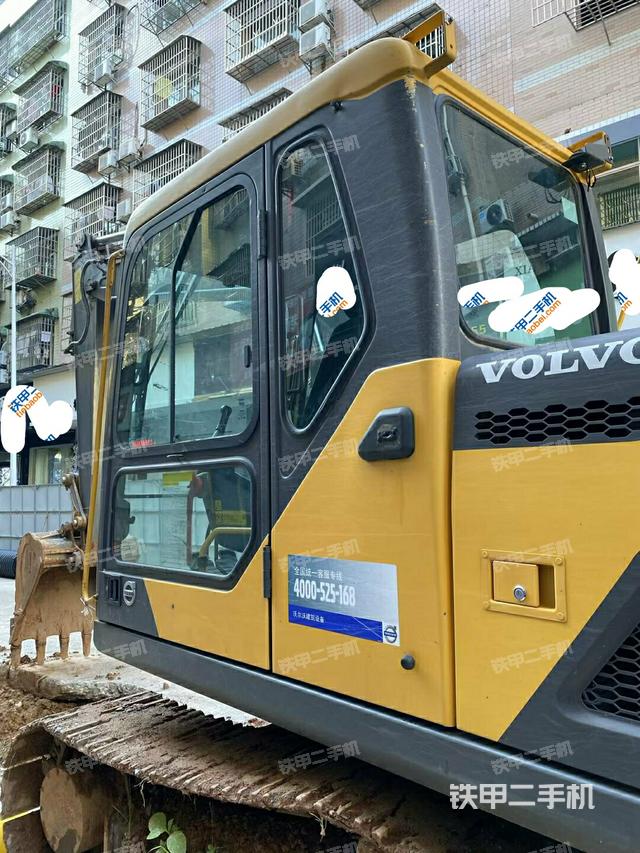 駕駛室左后45度（駕駛室部分）