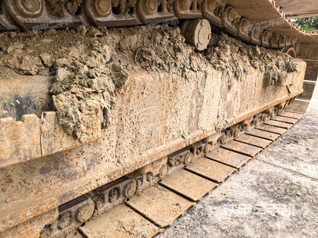 右驱动轮（行走机构）