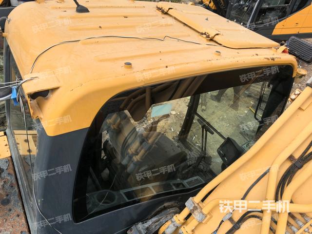 驾驶室顶部俯视（上车部件）