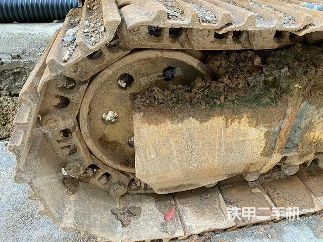 左導(dǎo)向輪（行走機(jī)構(gòu)）