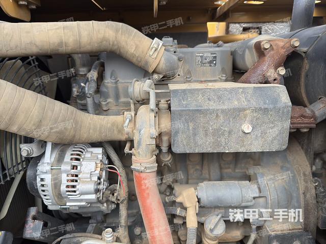 发动机整体俯视（整机外观）