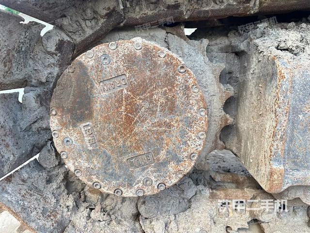 左驱动轮（行走机构）