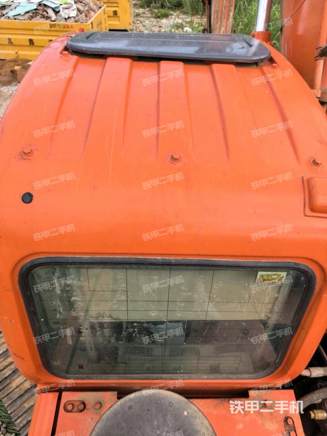 駕駛室頂部俯視（上車部件）