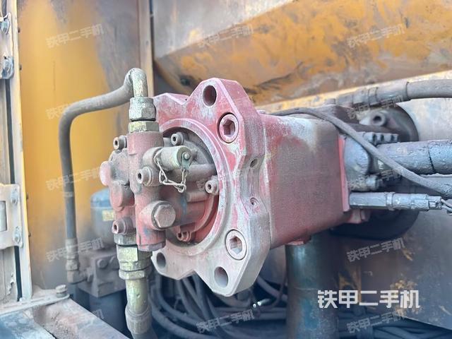 液压泵斜45 左（大件舱室）